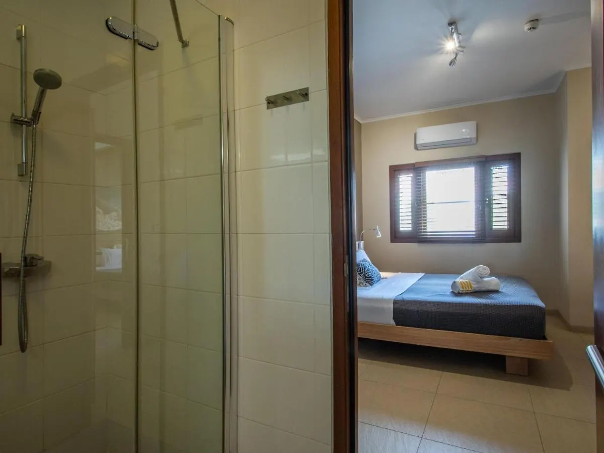 Lush Holiday Home In Willemstad With Pool