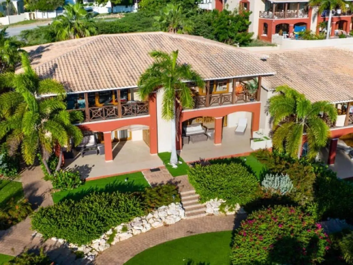 Lush Holiday Home In Willemstad With Pool 0*,  Curacao
