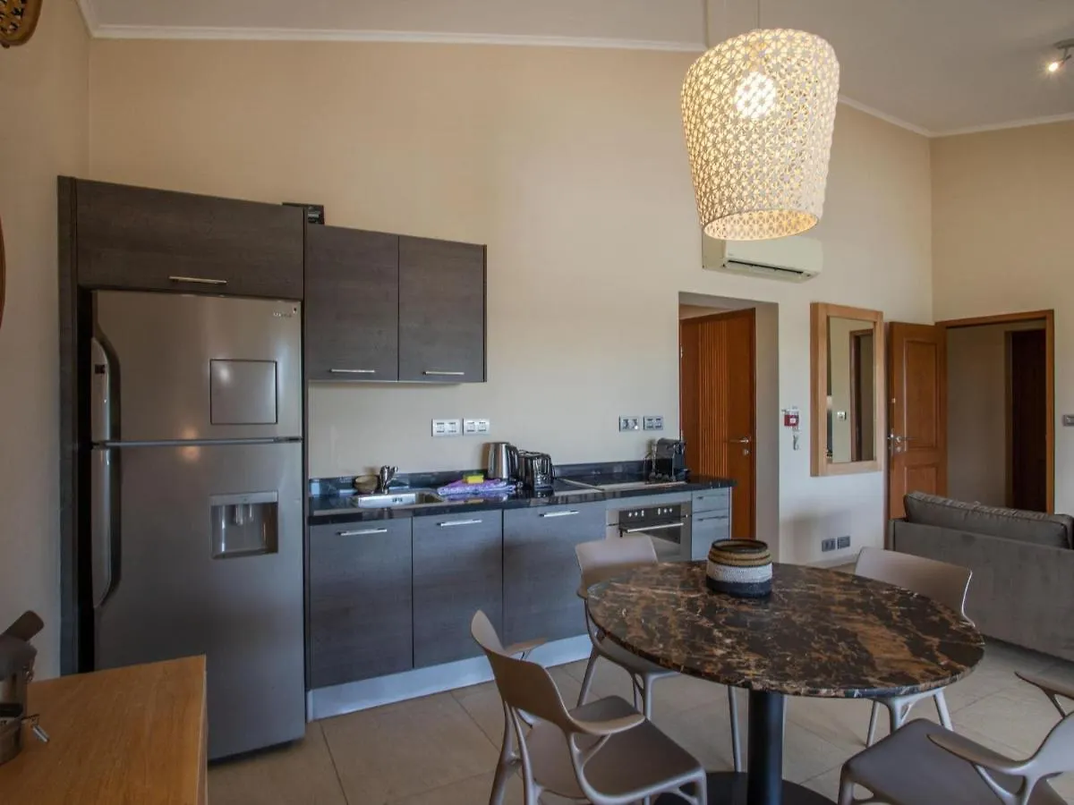 Lush Holiday Home In Willemstad With Pool